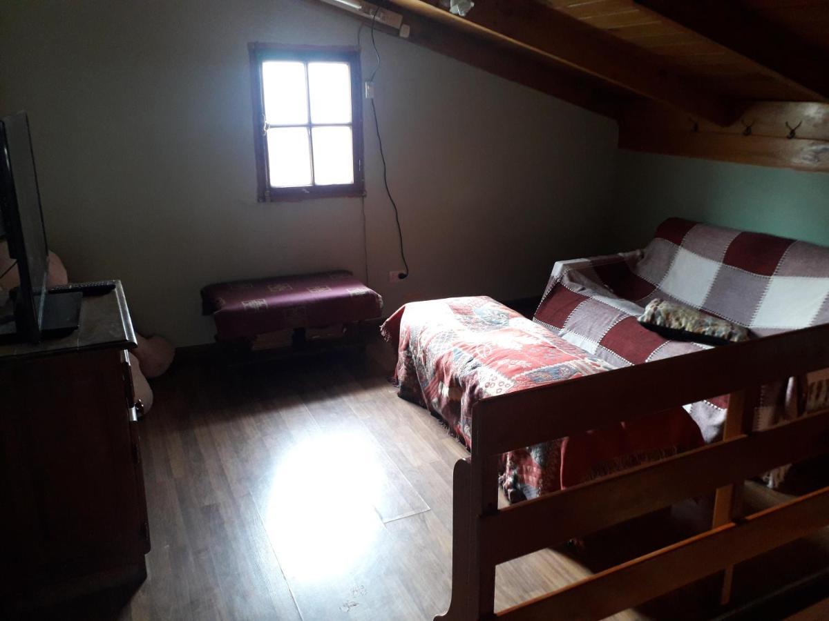 La Casa Del Mono Bed and Breakfast Ushuaia Esterno foto